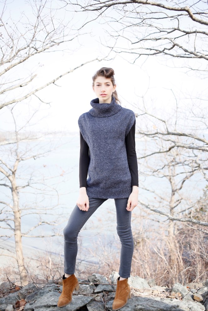 Bearberry pullover knitting pattern in Berroco Tuscan Tweed