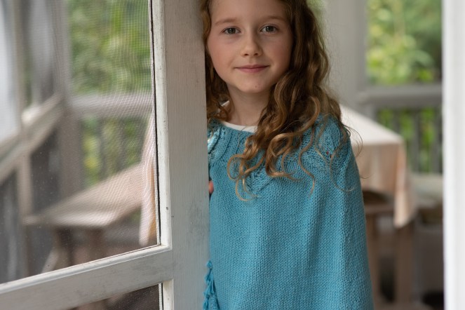 Emilia free poncho knitting pattern